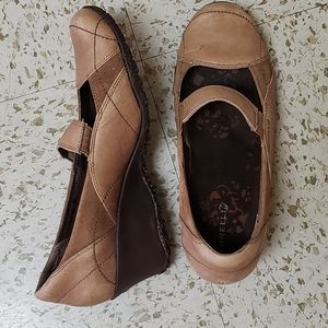 MERRELL ORCHID TAN LEATHER MARY JEAN SHOES